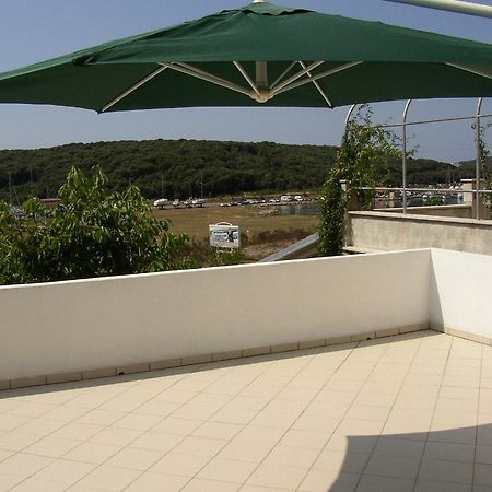 Apartments Jadranka Pula Bagian luar foto